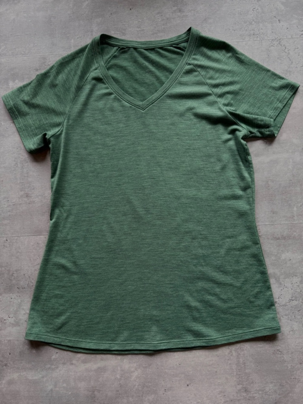 WoolX Mia Merino Blend Short Sleeve V-Neck, Pine Green Heather, Medium
